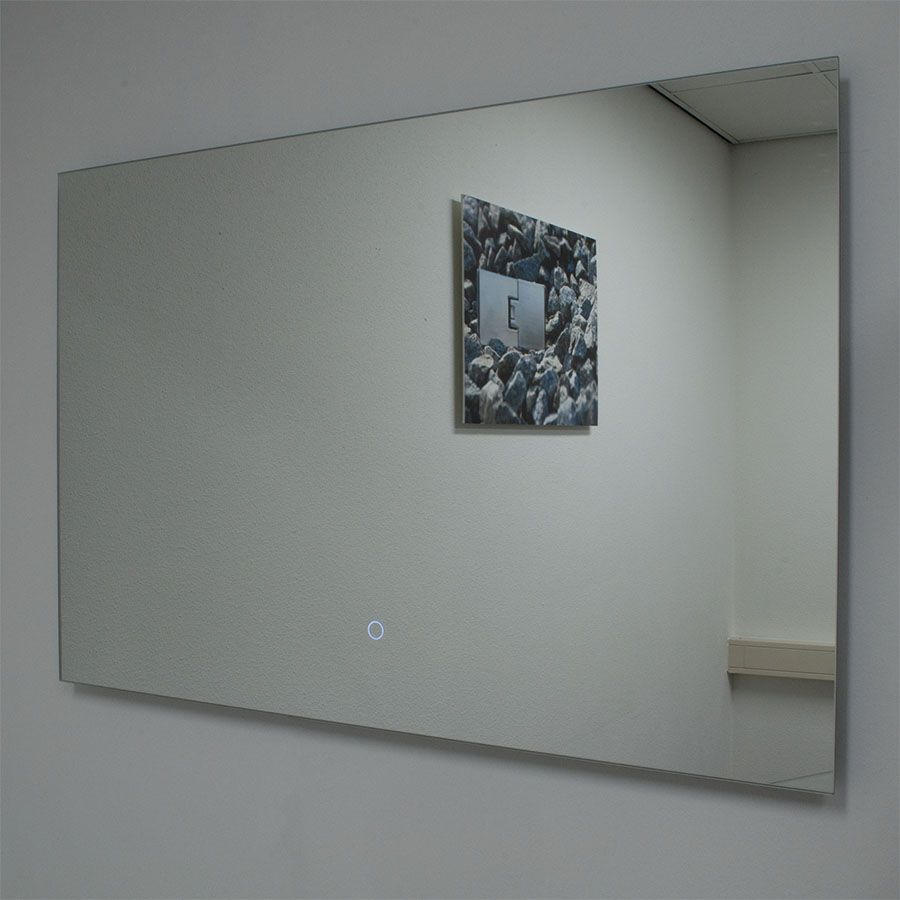 Badkamerspiegel met indirecte verlichting en verwarming, zonder frame